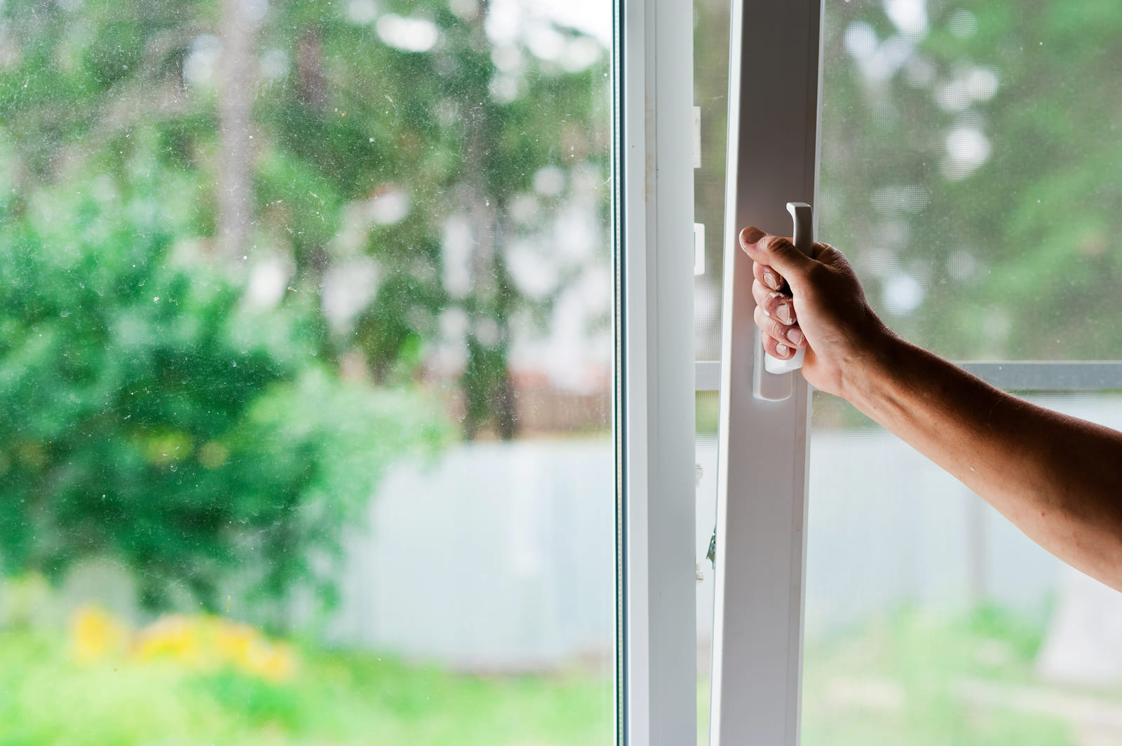 Finestre green e manutenzione sostenibile: come far durare più a lungo gli infissi riducendo sprechi e sostituzioni
